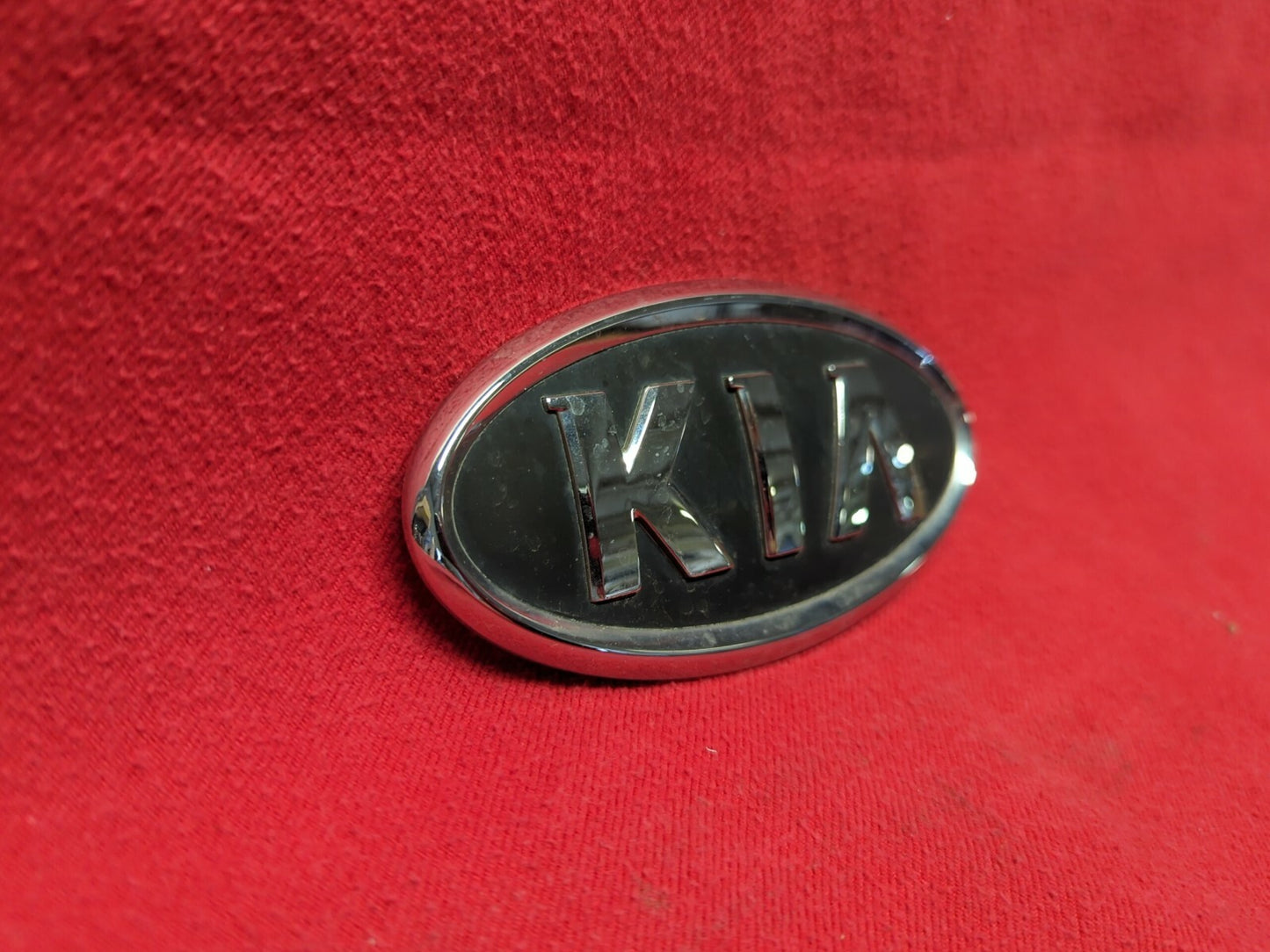 2005 2006 2007 2008 2009 2010 2011 2012 2013 Kia Rear Trunk Deck Emblem Logo
