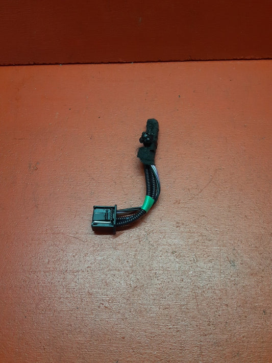 10-16 Range Rover Sport USB Bluetooth Interface Control Module PIGTAIL LR020465