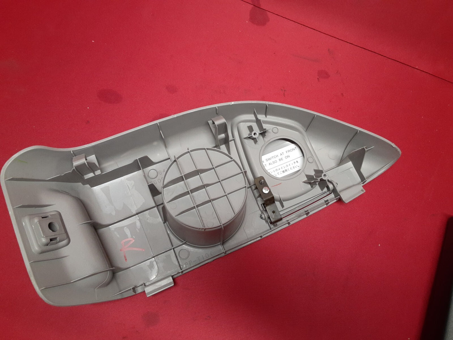 2004 - 2007 Toyota Highlander RIGHT REAR Cup Holder Trim Bezel 64714-48060