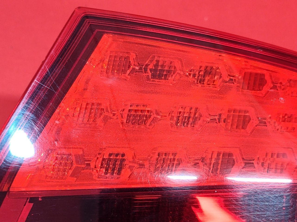 2011-2013 BMW 528i 535i 550i RIGHT PASSENGER Outer Quarter Tail Light Lamp LED
