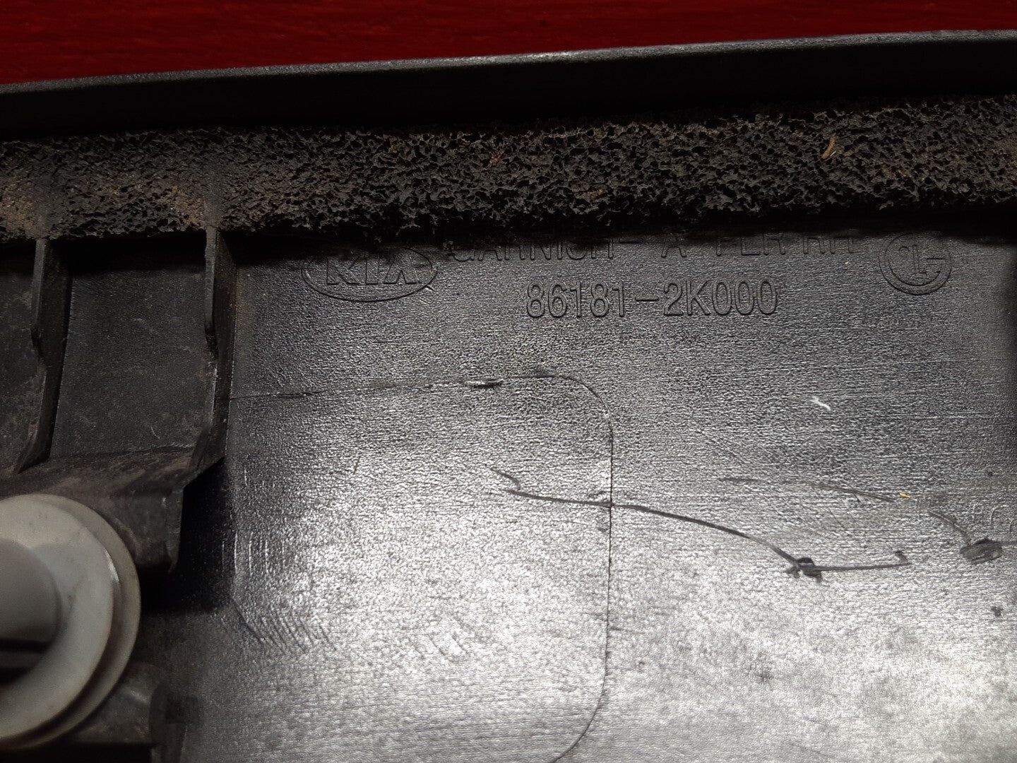 2010 2011 Kia Soul RIGHT PASSENGER SIDE EXTERIOR Trim Pillar 86181-2K000