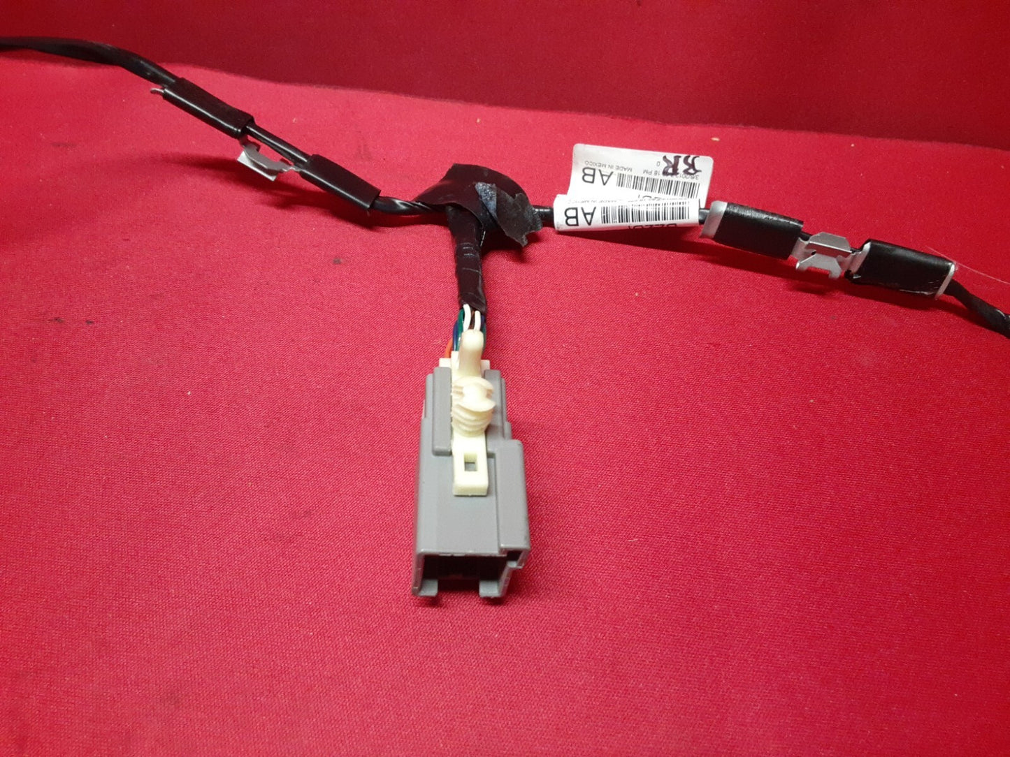 2010 - 2018 Lincoln MKT RIGHT REAR THX Speaker Door Handle AE9Z7421818BA PIGTAIL