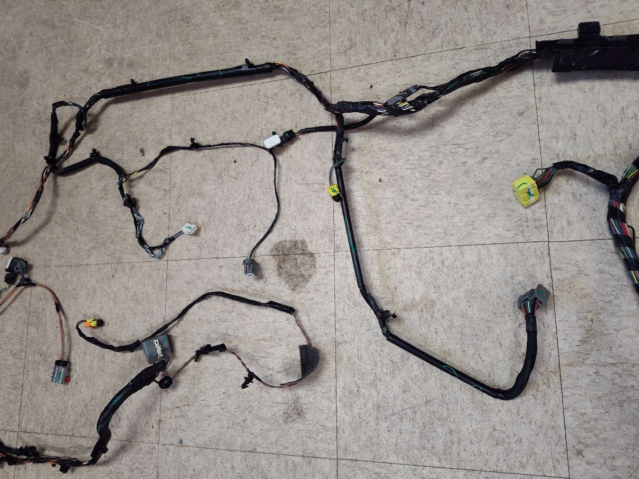 2016 Dodge Ram 1500 Cab Body Wiring Harness ParkSense, Lumbar, Rear Pwr Window