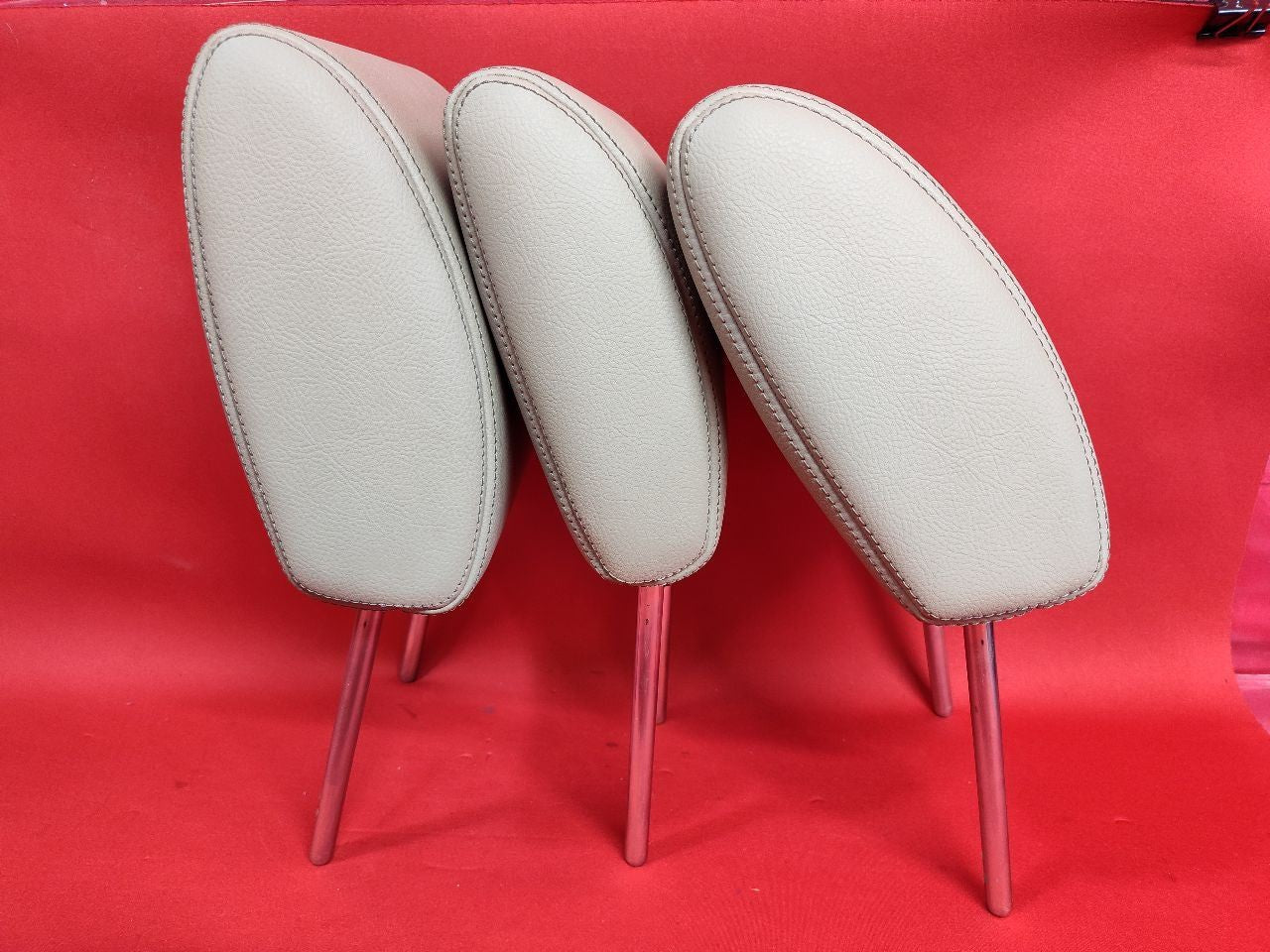 2010-2016 Land Rover LR4 V8 Rear Seat Headrest Set Almond TAURUS Leather