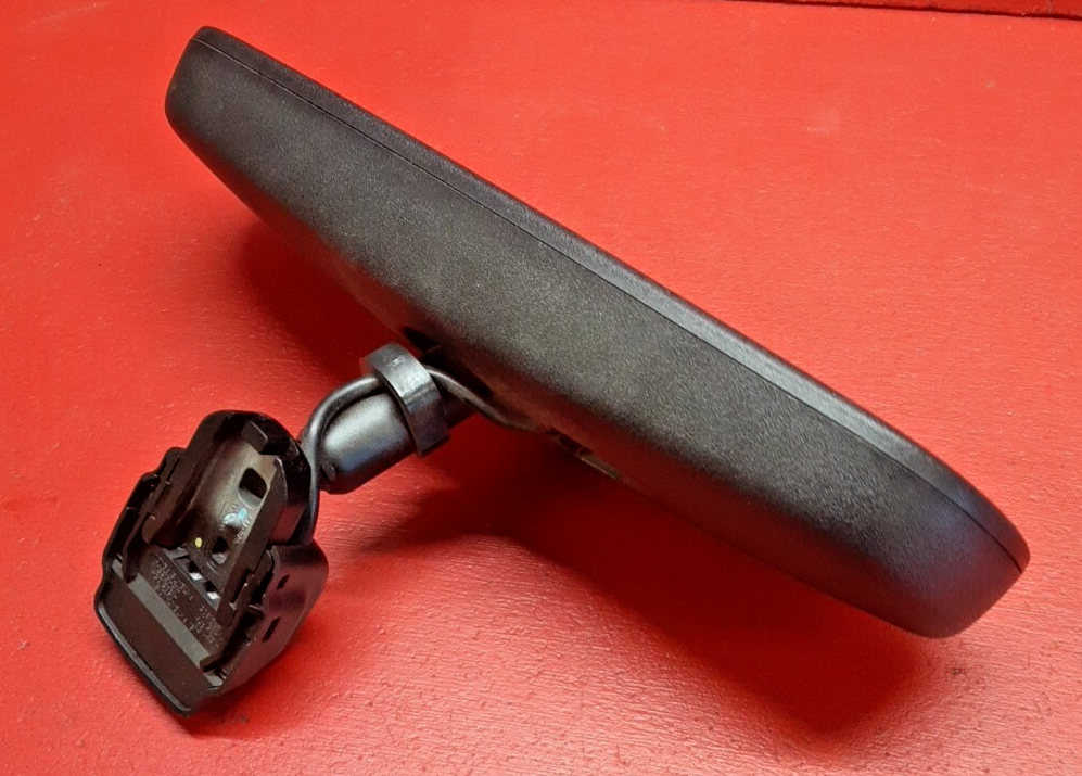 04 05 06 Nissan Pathfinder Interior Rear view mirror W/ Compass Garage Door Open