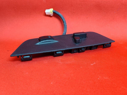 2004-2005 Mopar Dodge Chrysler Jeep Front LEFT DRIVER Seat Switch w/ Bezel