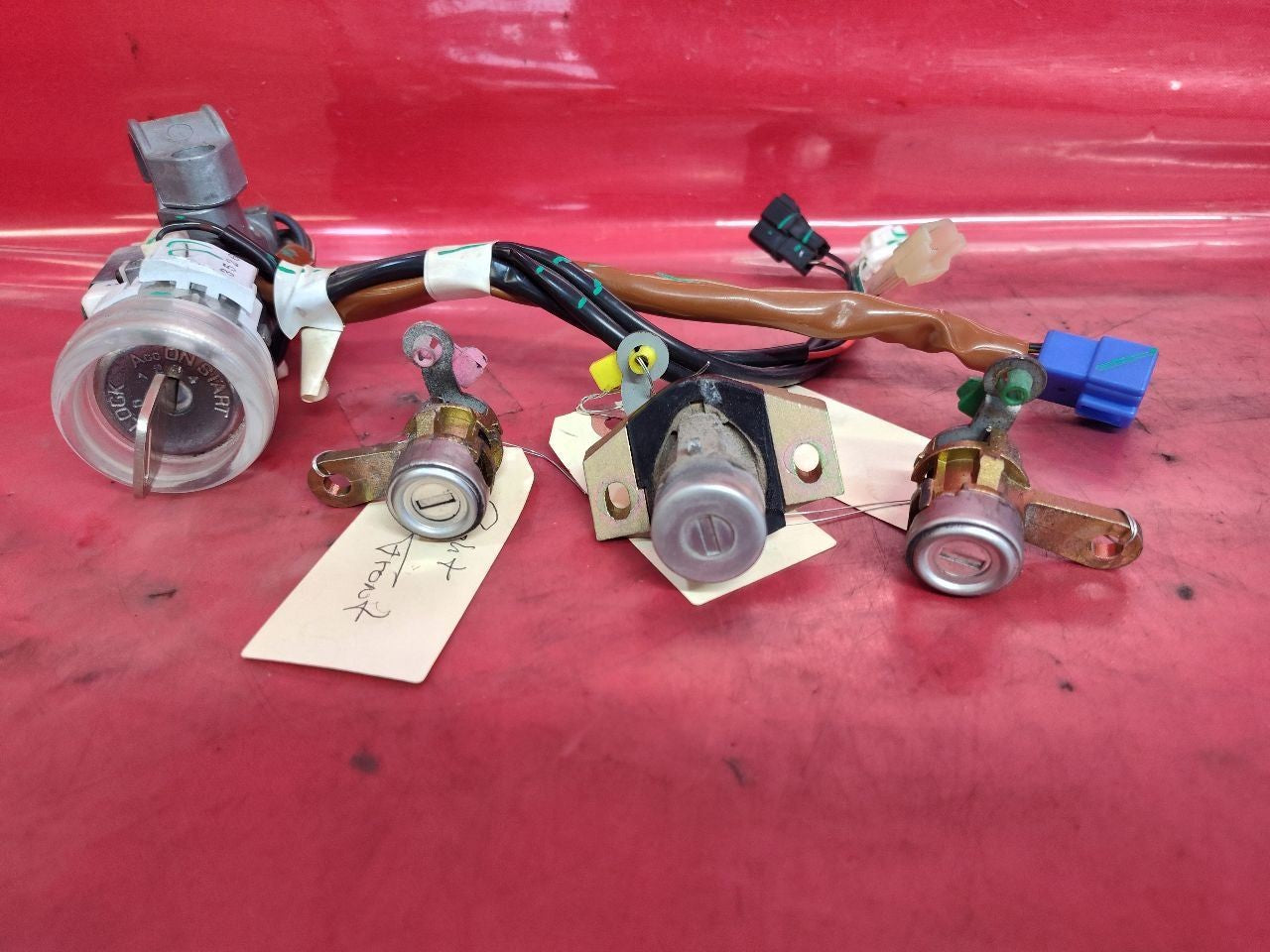 2002-2004 Subaru Outback / Legacy 03-06 Baja Ignition Lock Cylinder Key Set