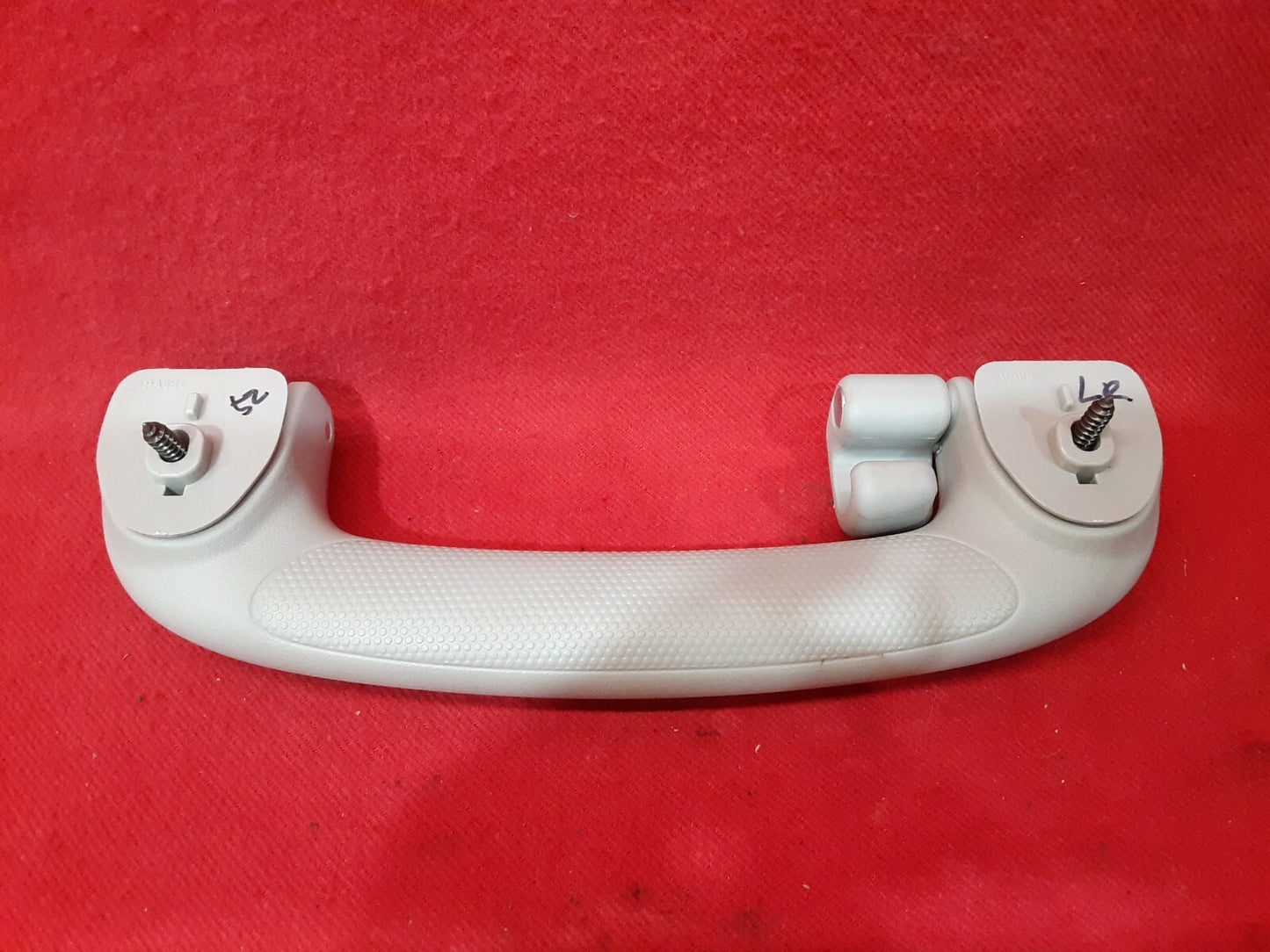 2014 - 2019 Kia Soul LEFT DRIVER REAR Interior Grab Handle Light Grey Textured