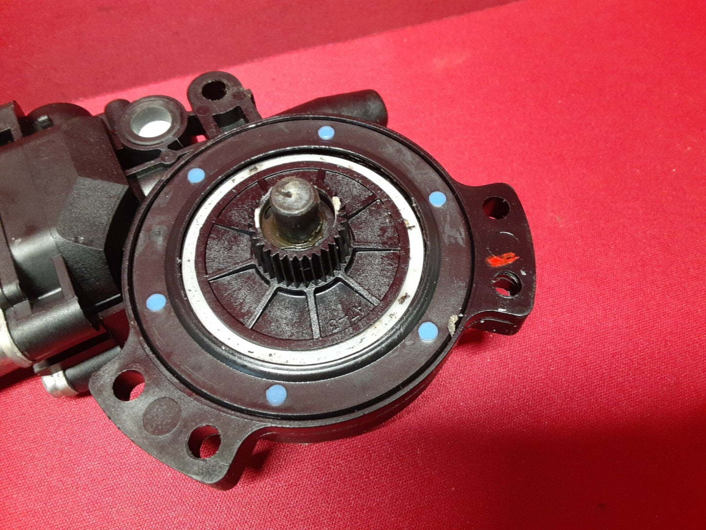 2006 - 2010 Hyundai Sonata FRONT RIGHT PASSENGER Window Motor 	82460-3K001