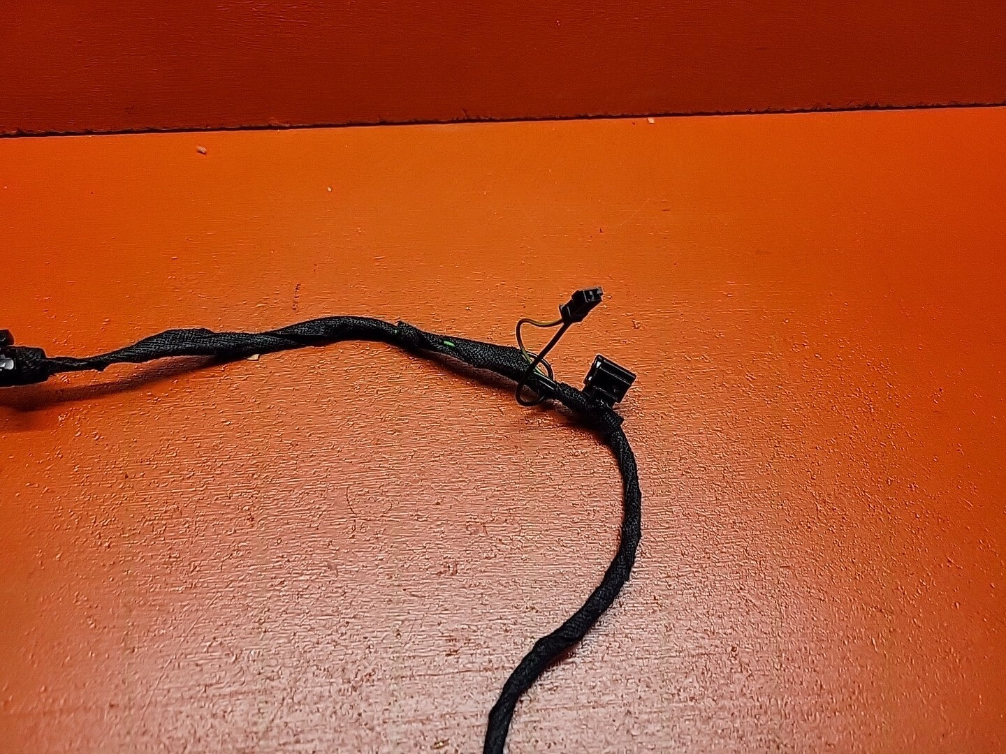 2013 2014 Land Rover Range Rover Glove Box Assembly Pigtails LR057923