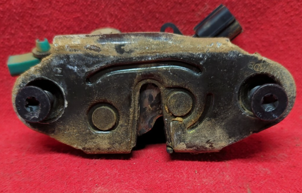 2001 2002 2003 2004 Chrysler PT Cruiser Liftgate Hatch Trunk Latch Lock Actuator