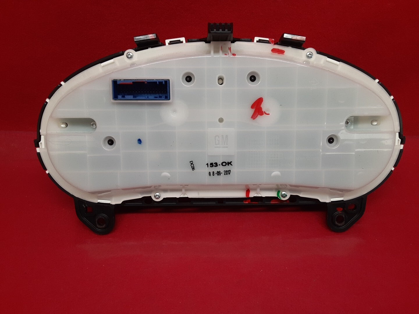 18-20 Buick Regal Sportback TourX 2.0L Speedometer Instrument Cluster 39187104