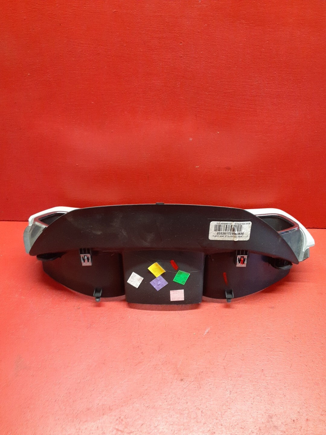 2009-2012 Chevrolet Traverse Instrument Cluster Bezel 20836172