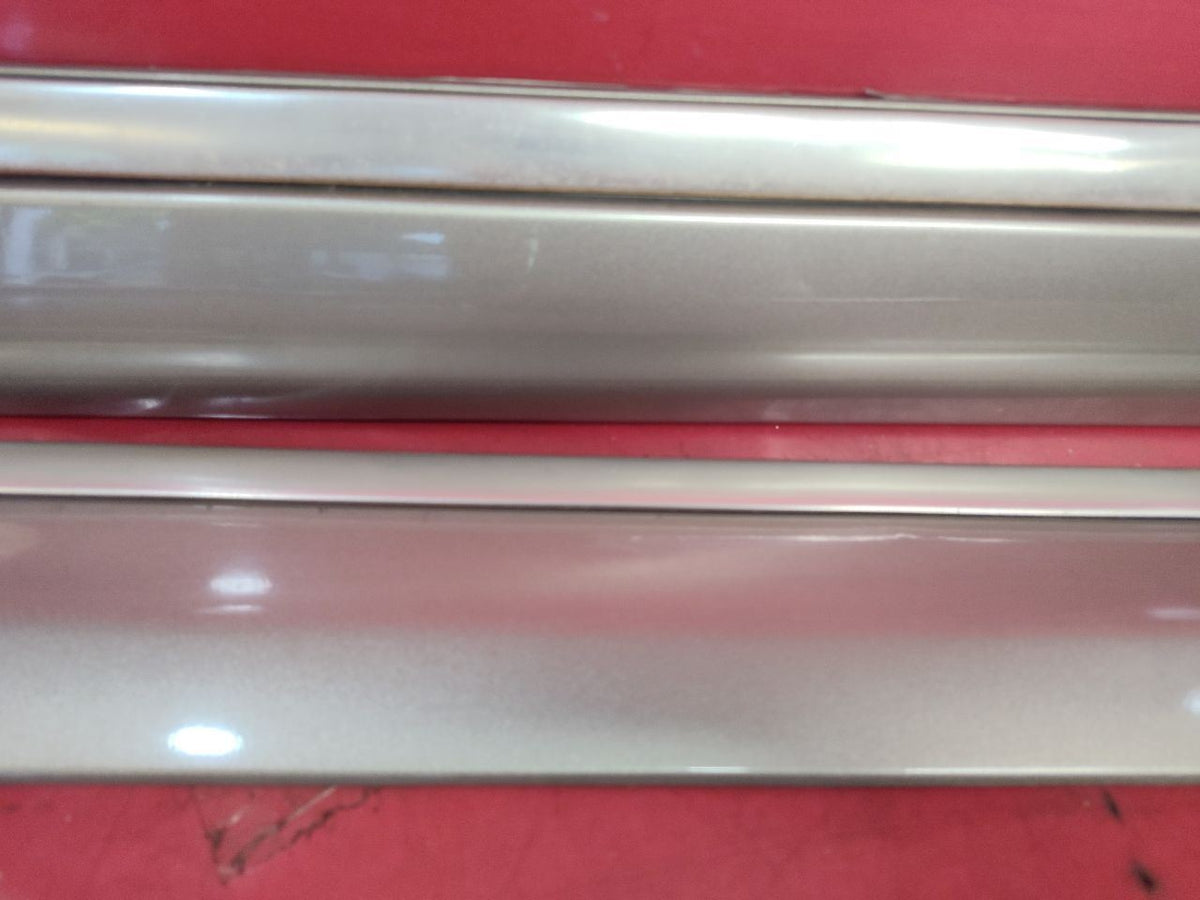 2000-2004 Chevy Suburban Front Rear Door Moulding Trim SET 382E Pewter Metallic
