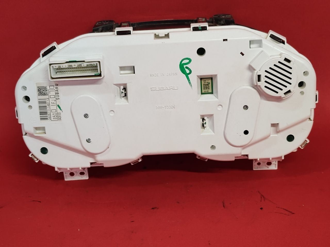 2015 Subaru XV Crosstrek LIMITED 2.0L Auto Trans Speedometer Instrument Cluster