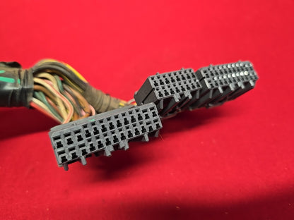 1994 1995 Toyota 4Runner / Pickup 3.0L V6 A/T 4WD Engine Control Module PIGTAILS
