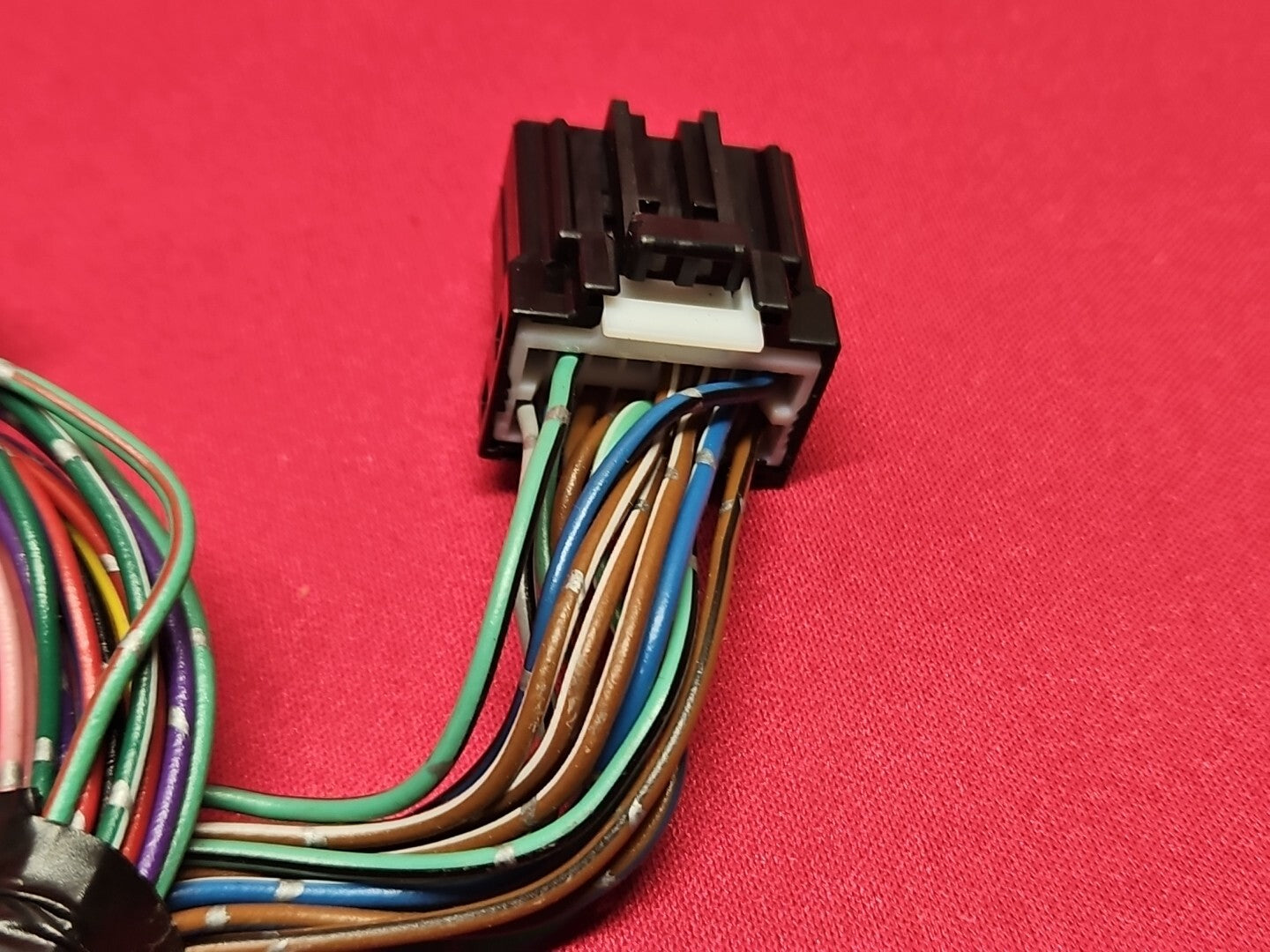 2001 - 2006 Mitsubishi Montero LIMITED/XLS Cabin Fuse Box Module PIGTAIL WIRES