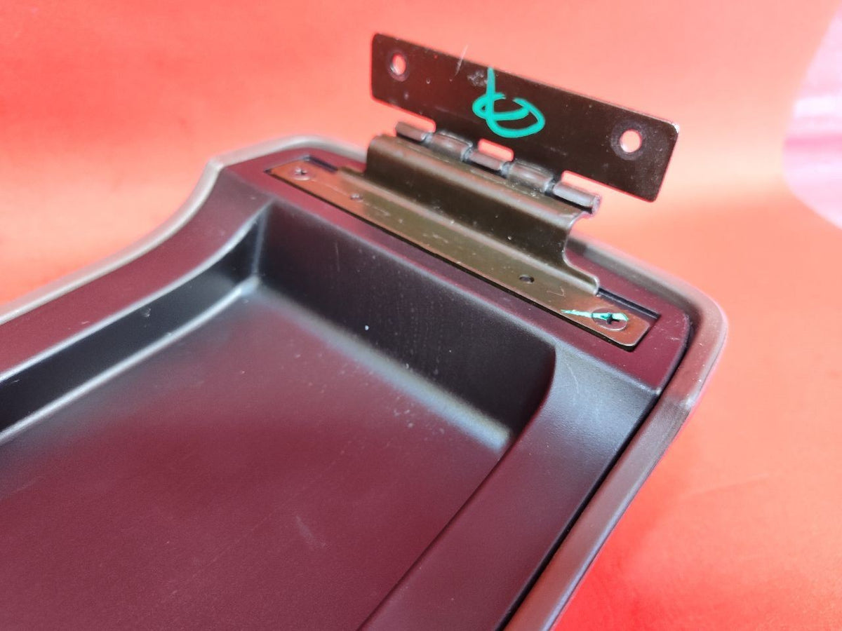 2002-2004 Subaru Outback Legacy Auto Trans Center Console Arm Rest Lid BROWN
