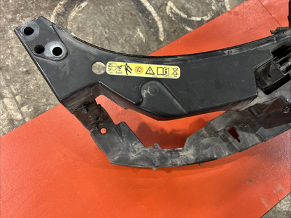 2005 - 2016 Land Rover Range Rover Sport / LR3 / LR4 Radiator Support