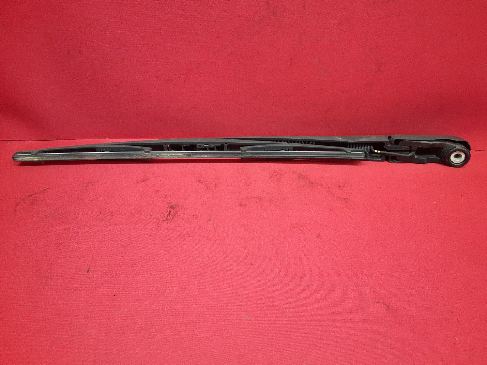 2003 - 2008 Honda Pilot REAR BACK TAILGATE TRUNK GLASS Windshield Wiper Arm