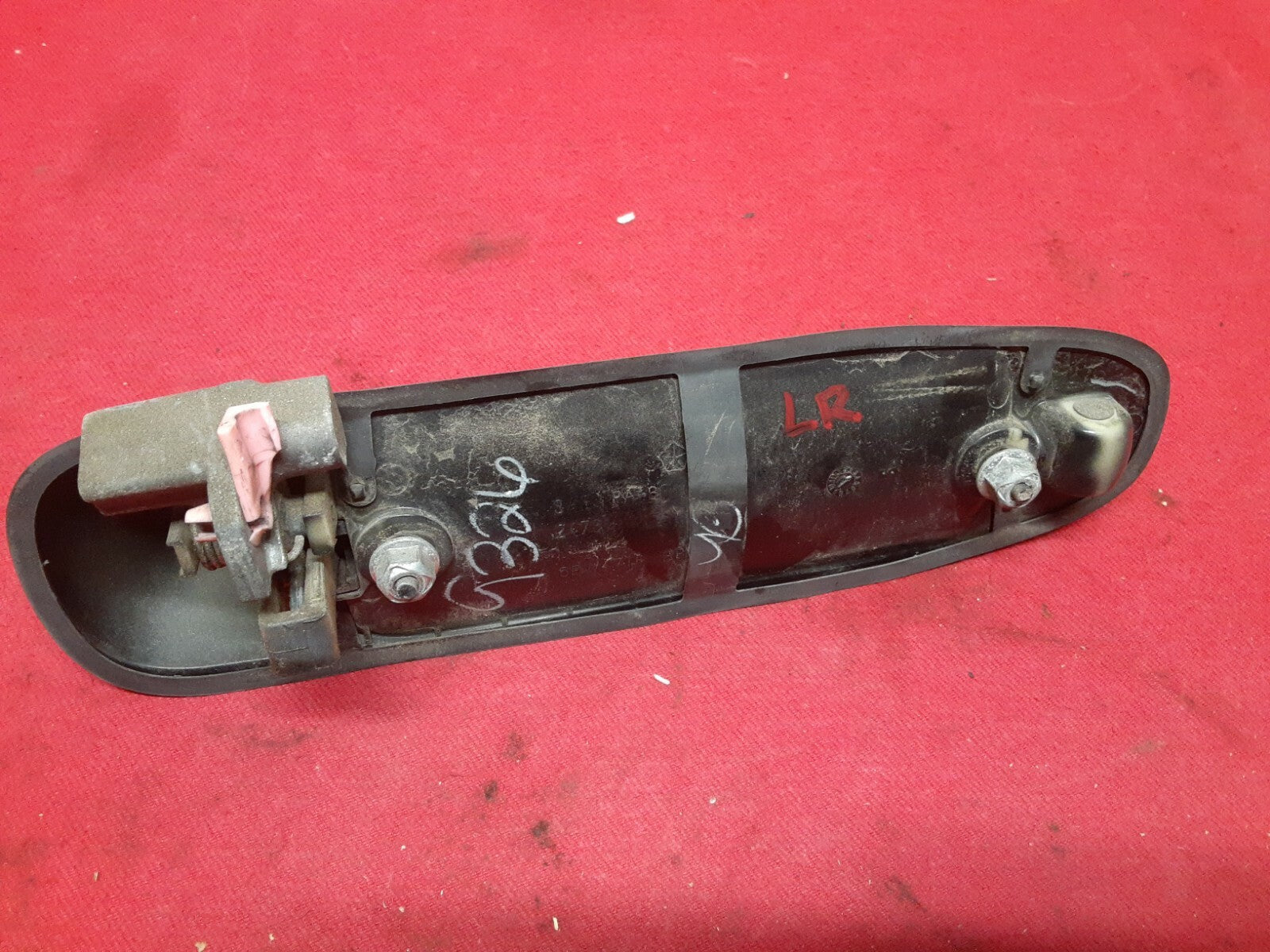 2002 2003 2004 Jeep Grand Cherokee Overland REAR LEFT Exterior Door Handle