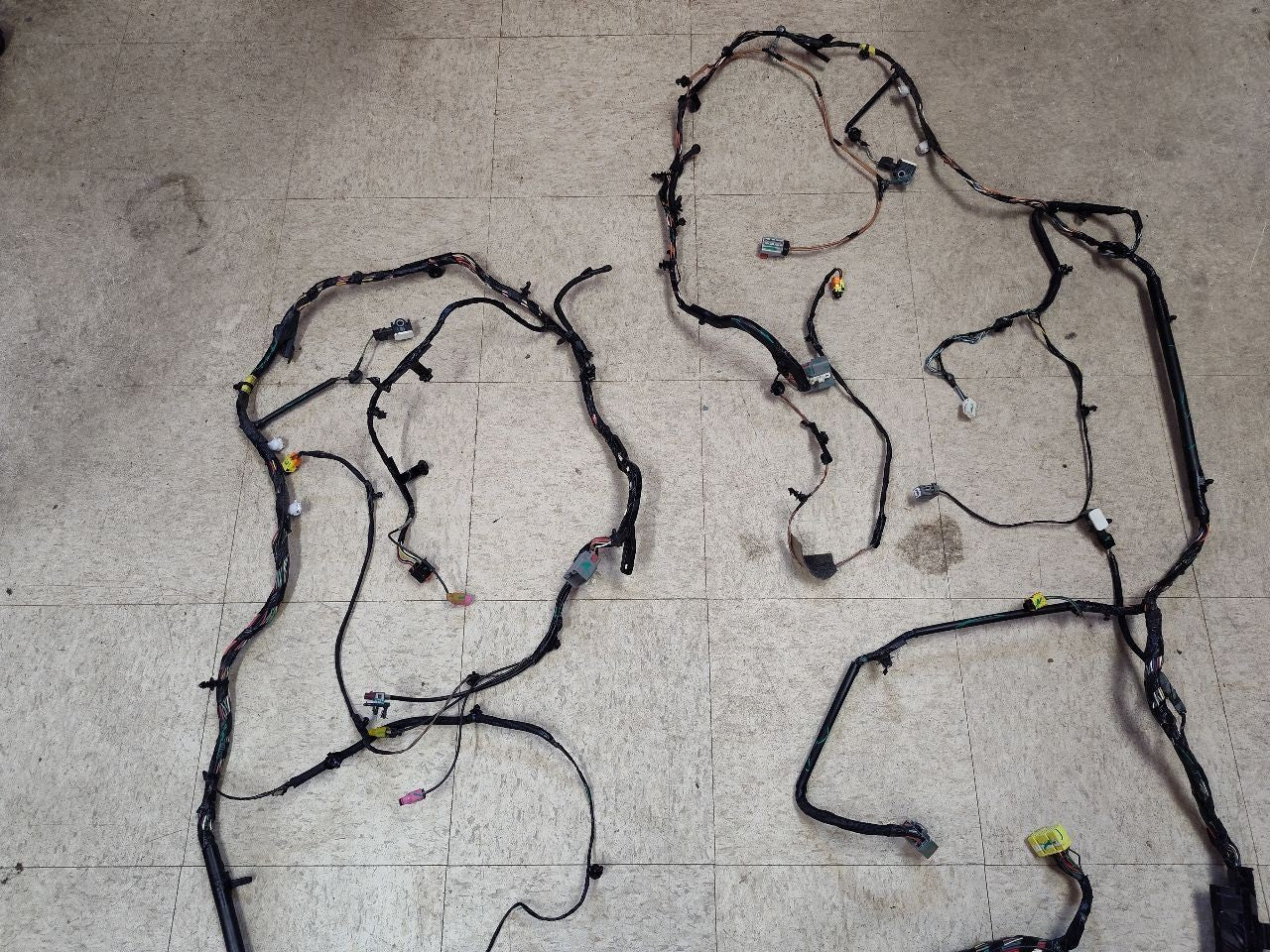 2016 Dodge Ram 1500 Cab Body Wiring Harness ParkSense, Lumbar, Rear Pwr Window