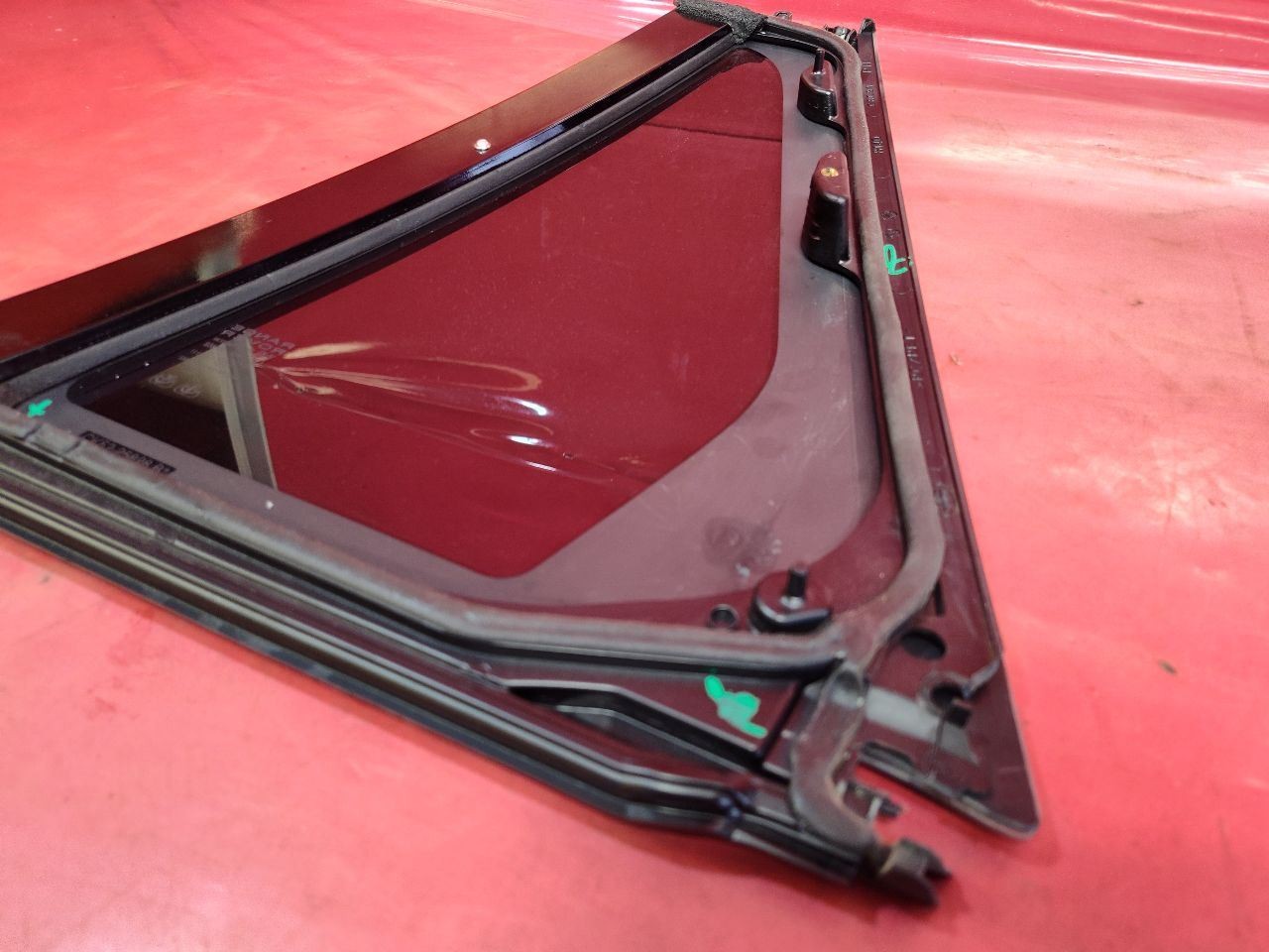 2013-2022 Range Rover RIGHT REAR PASSENGER Door Quarter Vent Glass PRIVACY TINT