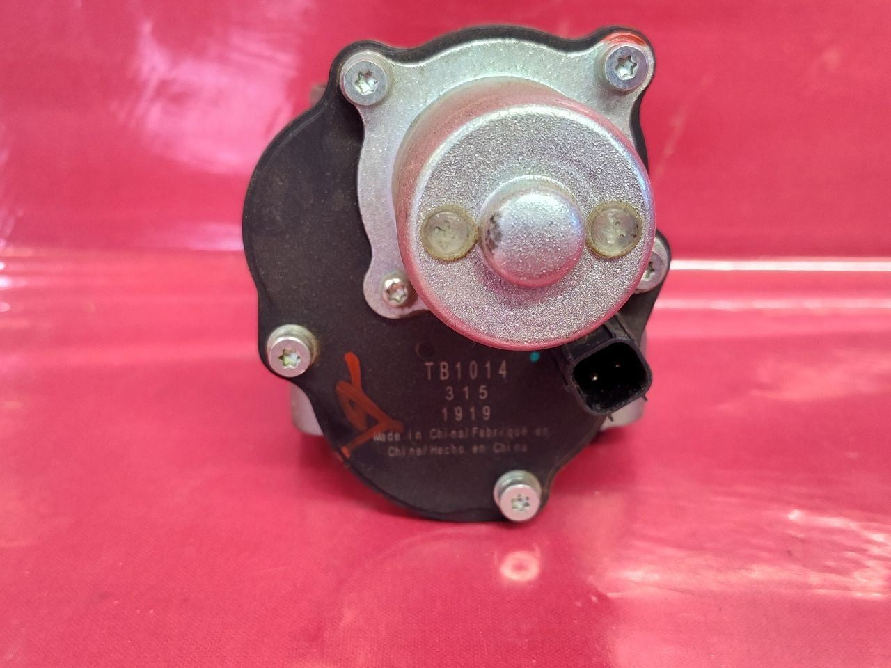 2002-2016 Ford Lincoln Mercury Throttle Body Assembly w/ Position Sensor