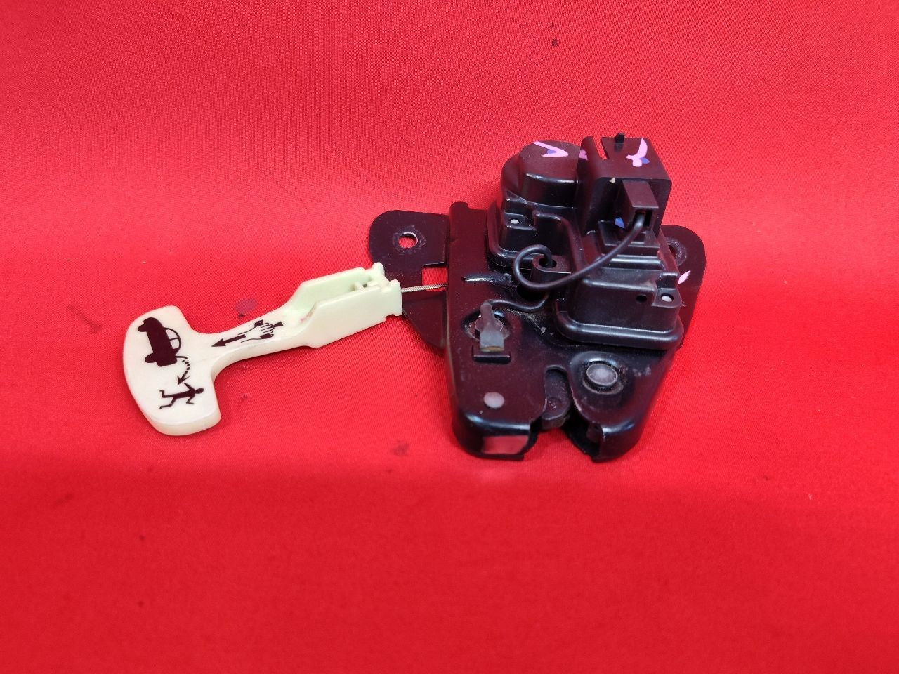 2007-2023 Chrysler Dodge Sedan / Coupe Trunk Deck Lid Latch Lock Actuator