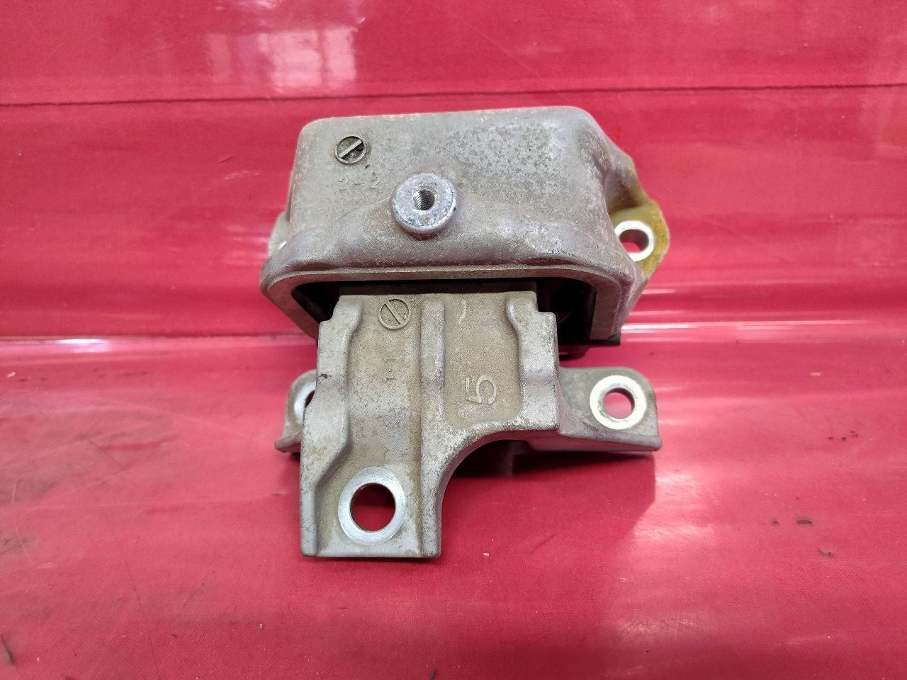 2018-2025 Mitsubishi Eclipse Cross Automatic Transmission Mount Bracket 2910A341