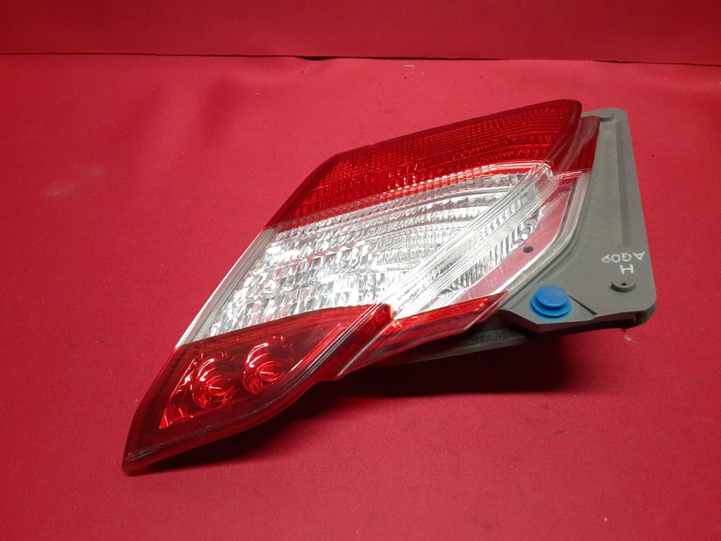 2011 - 2014 Infiniti RIGHT PASSENGER Trunk Tail Light Back Up Lamp 26540-1ME5A