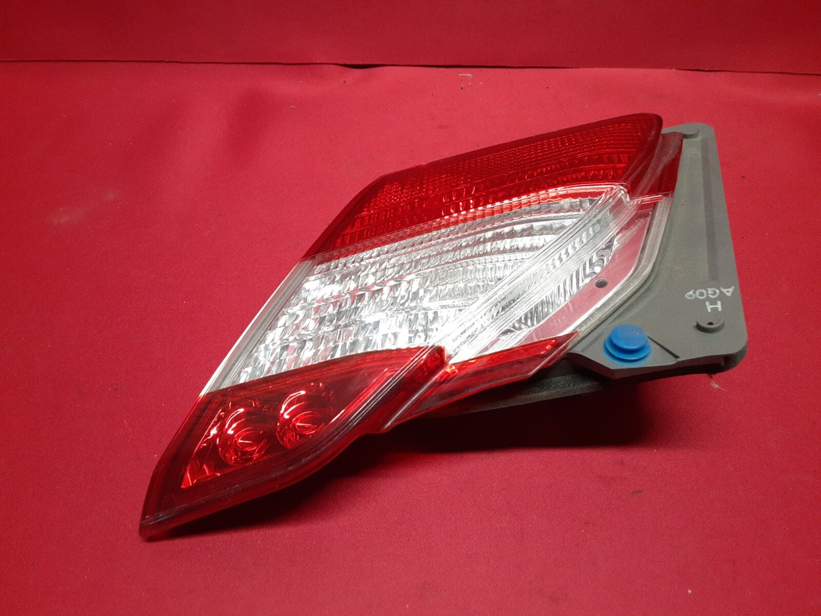 2011 - 2014 Infiniti RIGHT PASSENGER Trunk Tail Light Back Up Lamp 26540-1ME5A