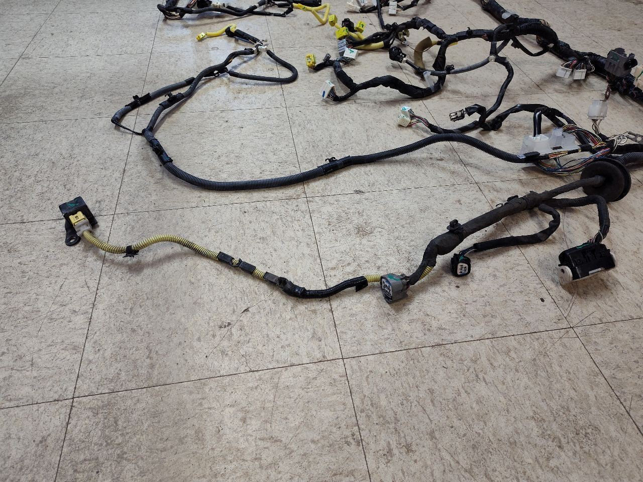 2000 2001 Toyota Tundra 4.7L V8 4WD Interior Dashboard Wiring Harness COMPLETE