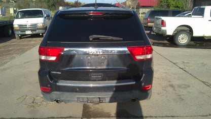 2011 - 2013 Jeep Grand Cherokee 5.7L V8 Left Right Exhaust Muffler Pair w/ Tips