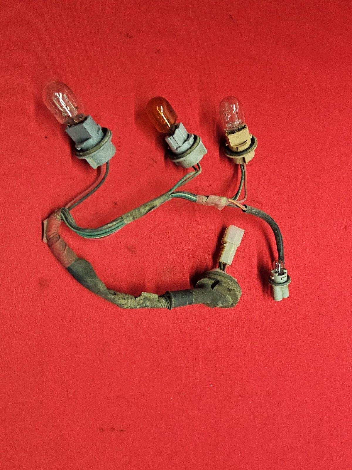 2008 - 2013 Suzuki SX4 Tail Light / Taillight Pigtail / Harness Wiring - Right
