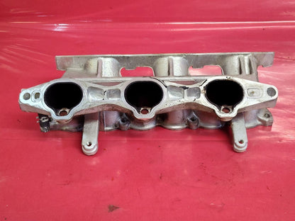 2003-2006 Mitsubishi Montero 3.8L V6 Intake Manifold LOWER Inlet MR561580