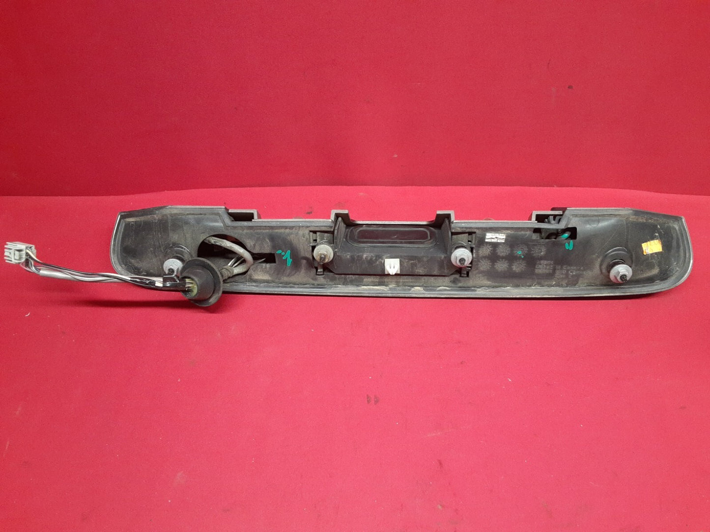 2008 - 2017 Buick Enclave Tailgate License Plate Lamp Trim W/ CAMERA Cocoa Met