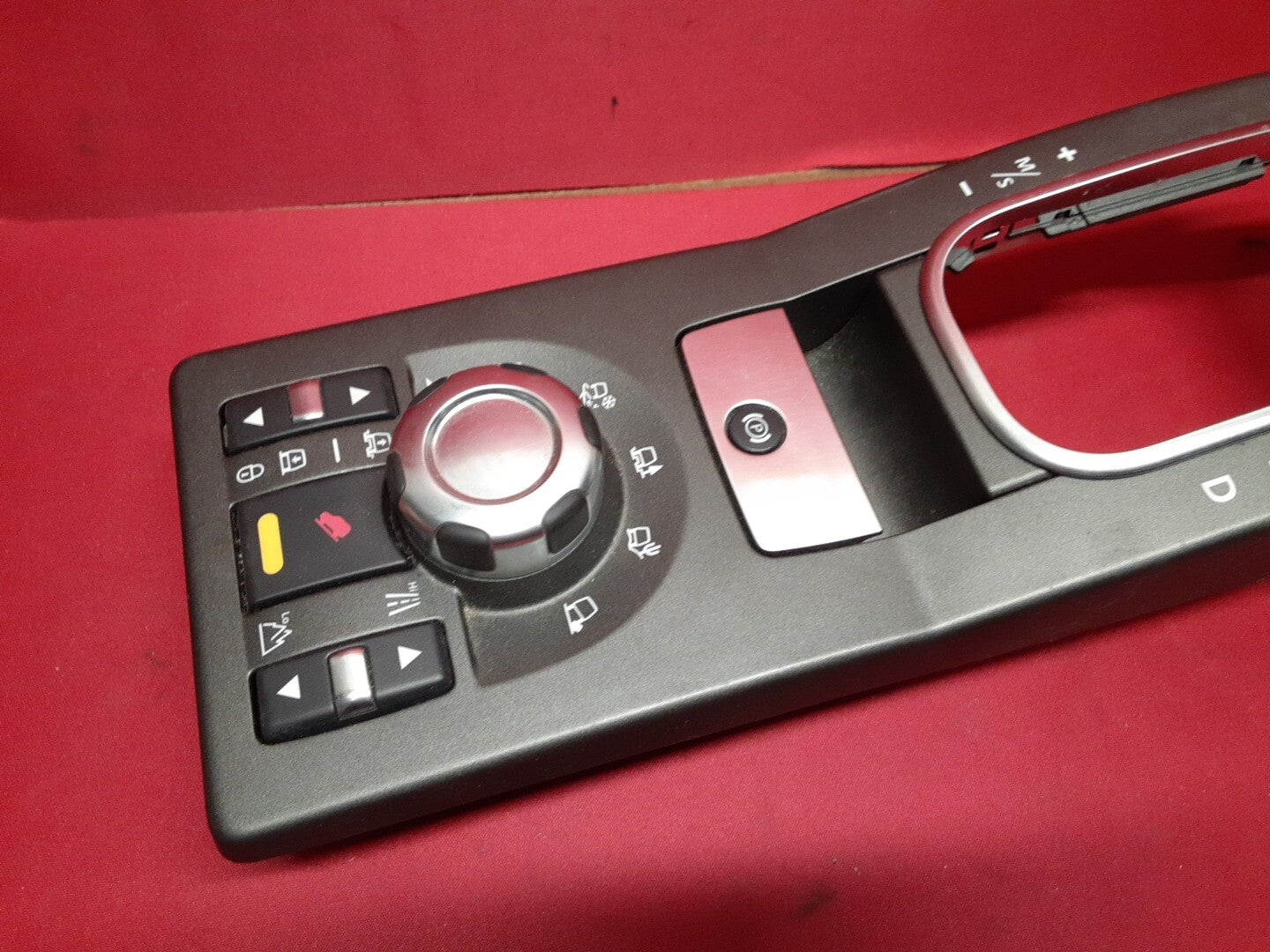 2010 - 2013 Range Rover SPORT Shifter Console Ride Height Parking Brake Switch