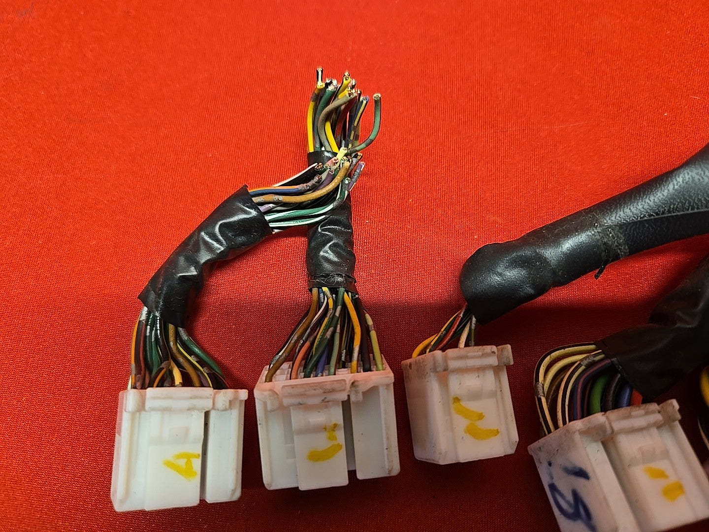 2000 2001 Toyota Avalon XL XLS 3.0L V6 A/T Engine Control Module ECM - PIGTAILS