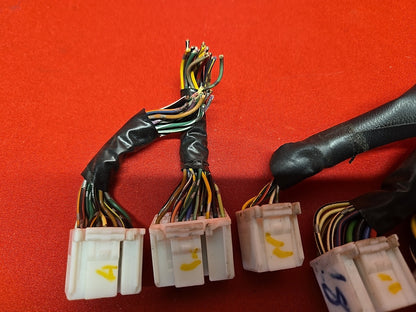 2000 2001 Toyota Avalon XL XLS 3.0L V6 A/T Engine Control Module ECM - PIGTAILS