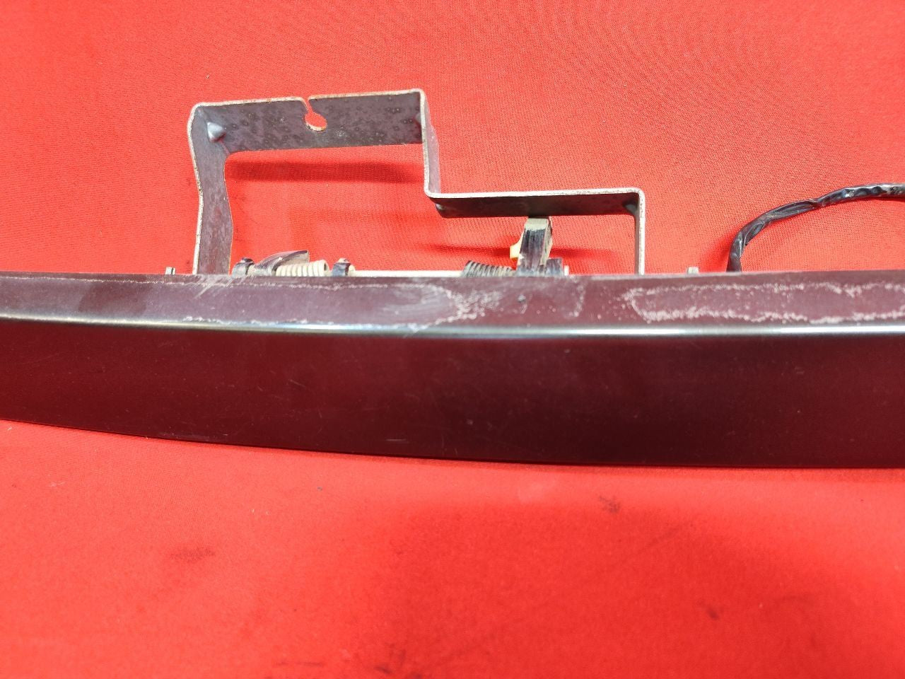 2005 2006 Jeep Grand Cherokee Liftgate Hatch License Lamp Handle PJT Dark Khaki