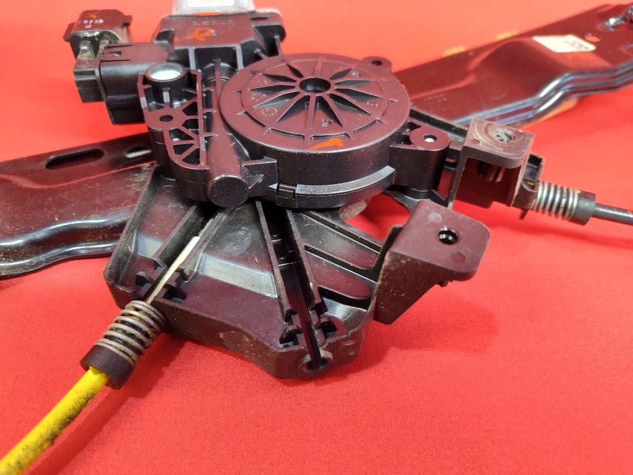 12-19 Range Rover Evoque REAR LEFT DRIVER Window Regulator & Motor