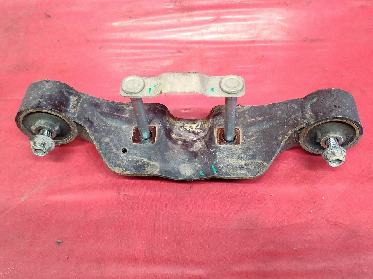 2003-2019 Subaru 2.5L / 3.6L Rear Differential Support Bracket w/ Bolts