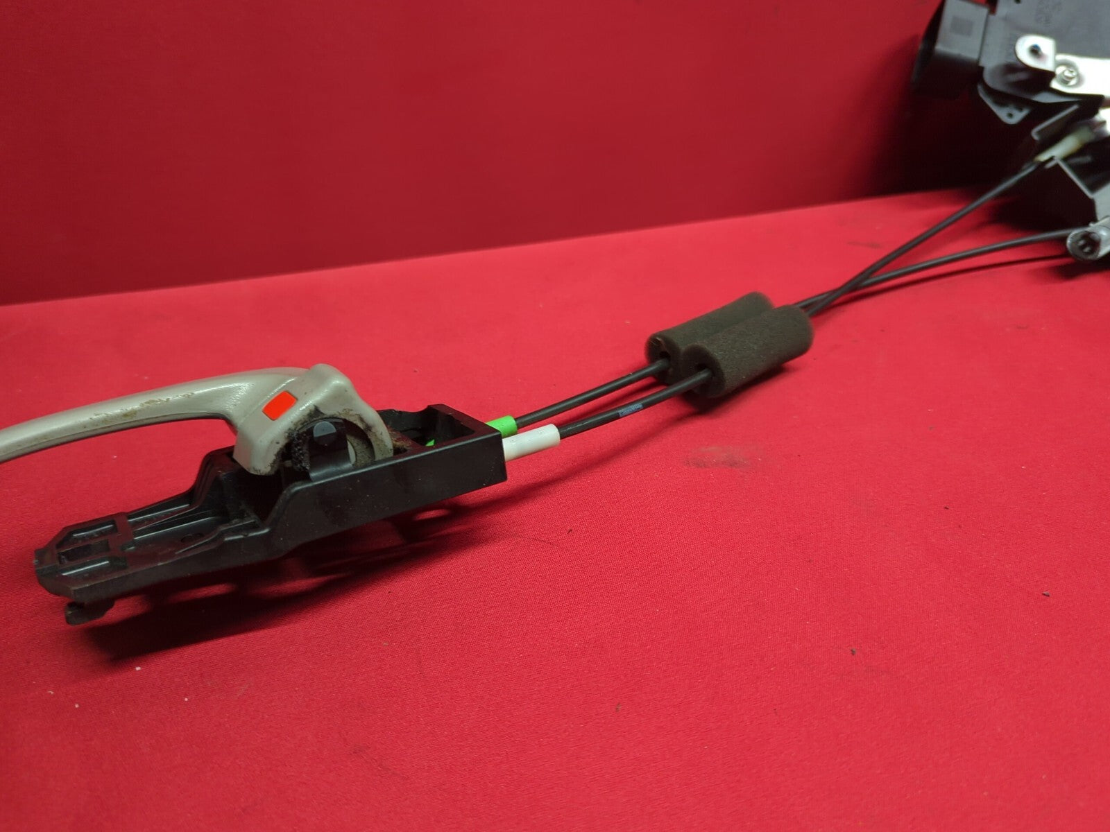 2001 - 2007 REAR LEFT Door Latch Lock Actuator Assembly w/ Cables 69060-48030