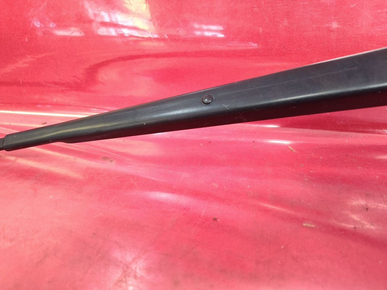 2012 - 2019 Fiat 500 / Fiat 500e Front Windshield Wiper Arms Left Right Set