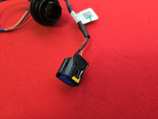 2019-2024 Kia Forte Left or Right OUTER Incandescent Tail Light - SOCKET HARNESS