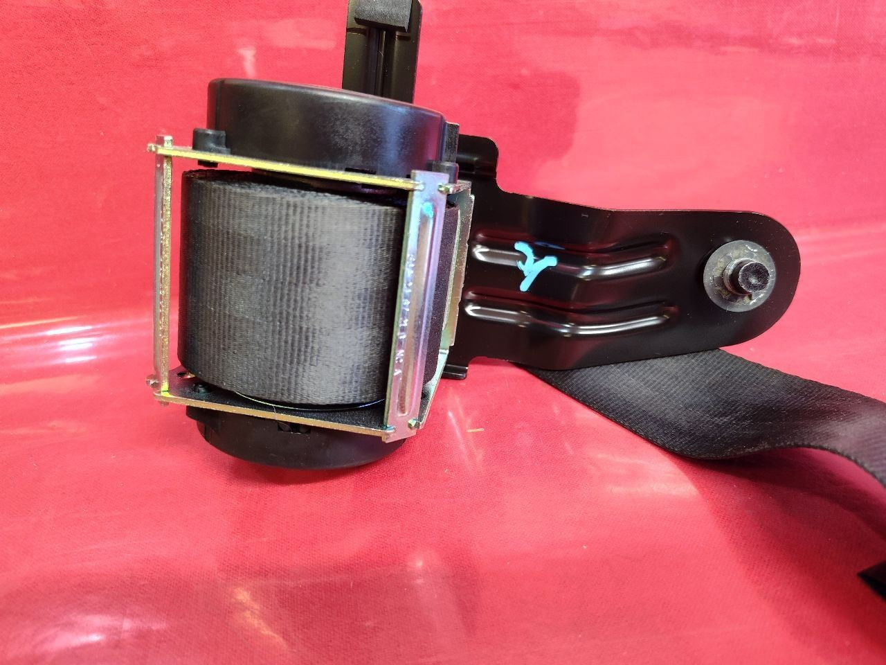 2015-2019 Hyundai Sonata REAR Second 2nd Row RIGHT PASSENGER Seat Belt Retractor