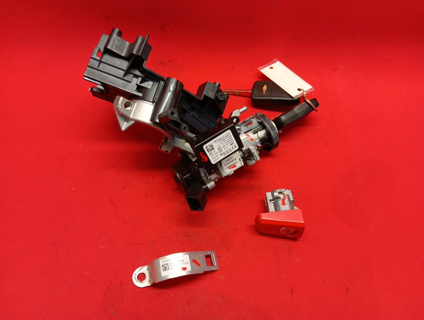 2010-2017 GM Buick Chevrolet GMC Ignition Lock Cylinder Assembly W/ Key 84165716
