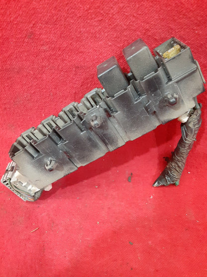 2000 - 2004 Subaru Legacy 2.5L Interior Relay Junction Box JB200400