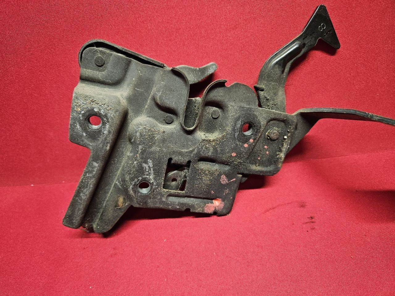 1995-1999 Oldsmobile Aurora Primary Hood Latch Lock Actuator 16634838